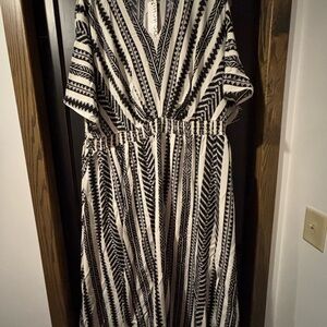 BloomChic Monochrome Geometric Maxi Dress
